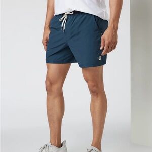 Vuori Kore Short Lined 5” Size L